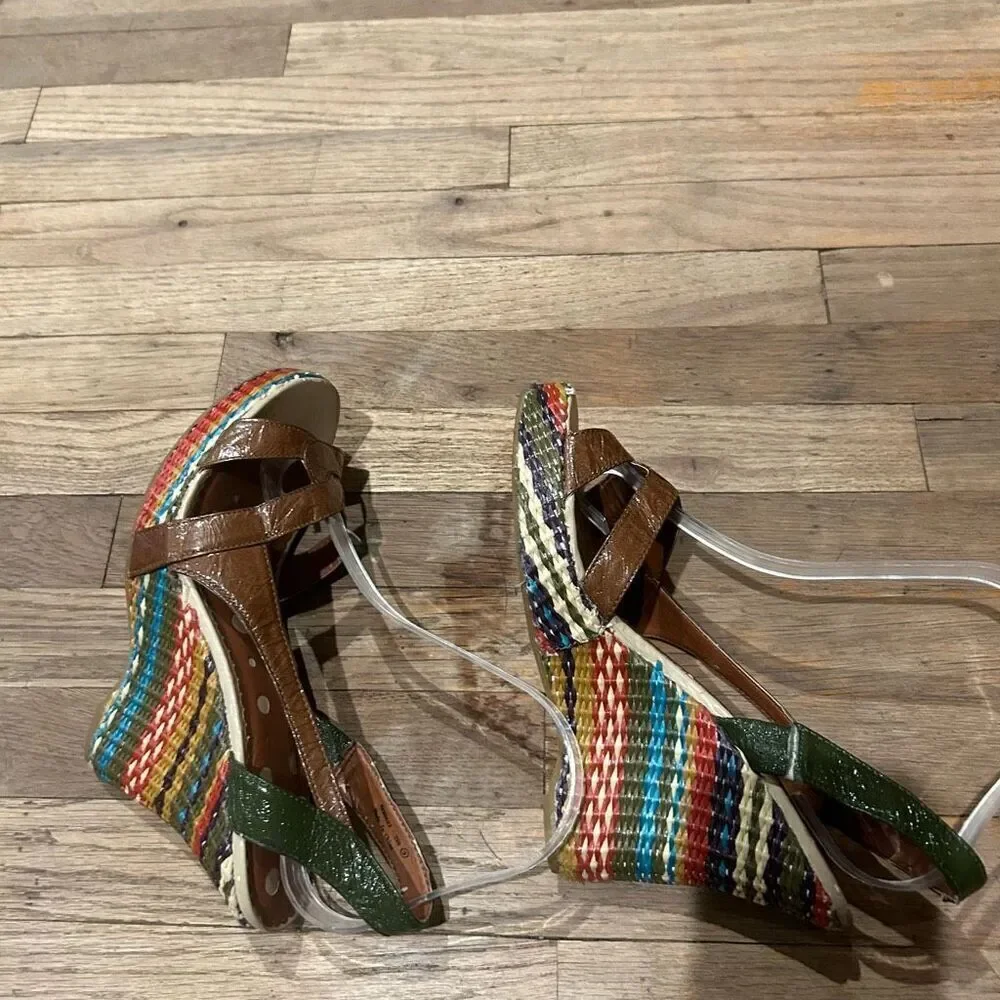 Not Rated wedge heels size 9 rainbow design